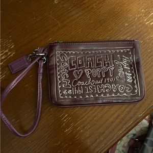 Coach wristlet used in good conditon. Smoke free home.